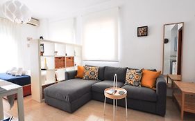 Holidays2Malaga Refino Studio High Speed Wifi
